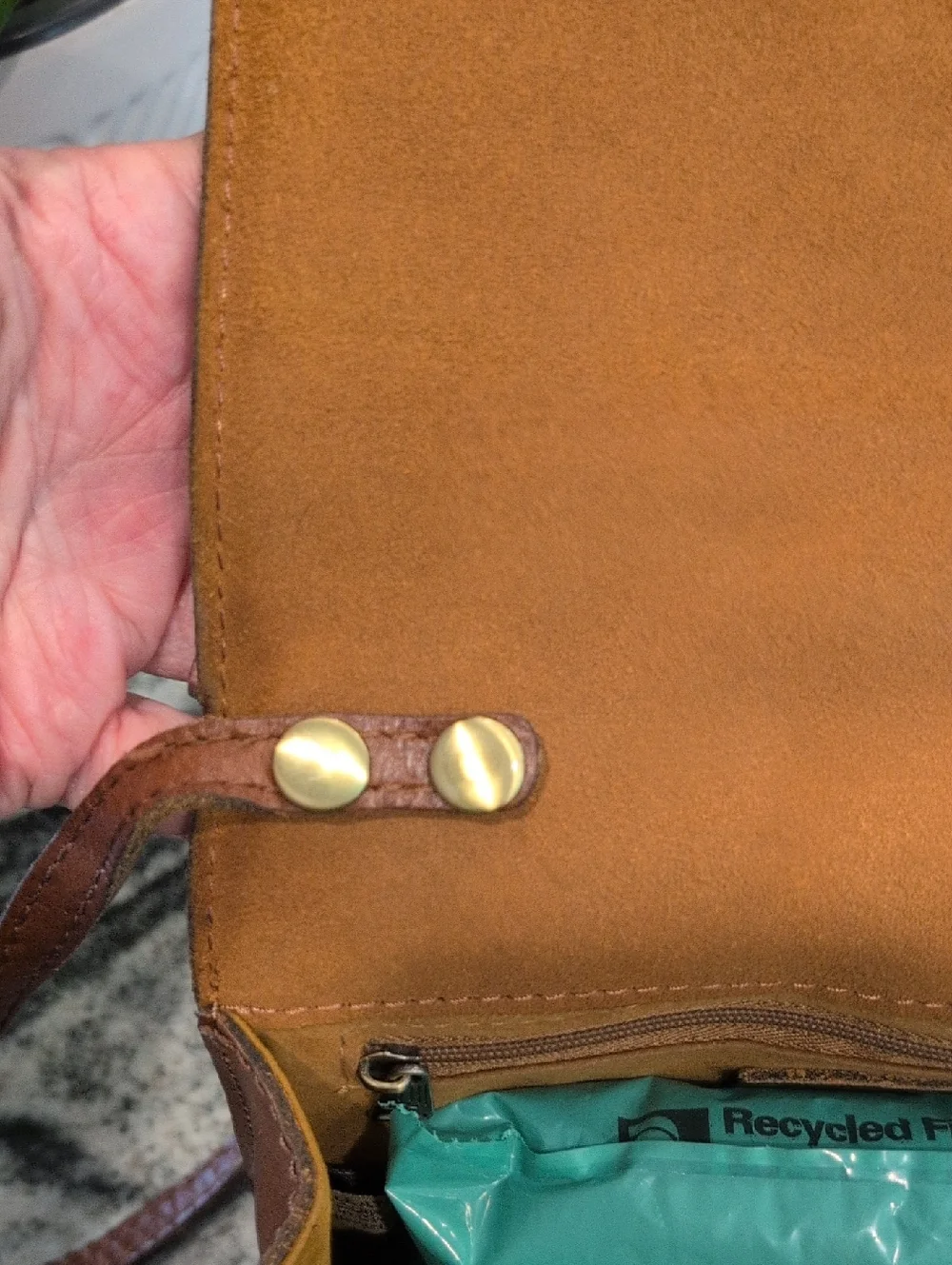 Patricia Nash Lanza Tan Leather Crossbody with Push Lock - VINTAGE
